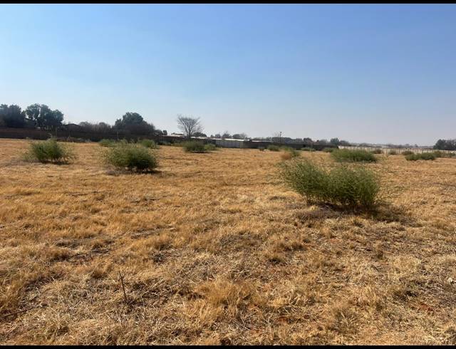 16,252M² VACANT LAND FOR SALE IN KOOKRUS